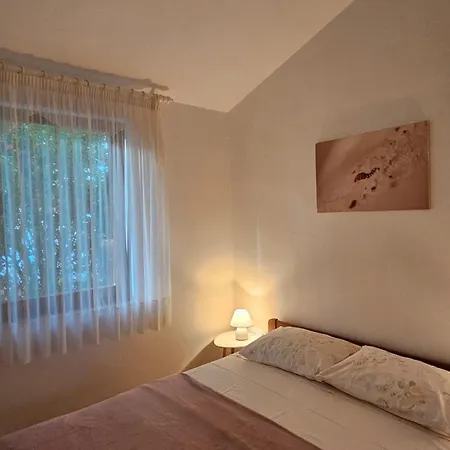 Konukevi Lorena In Pula