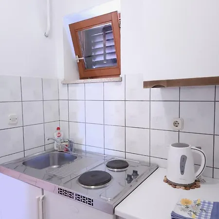 Konukevi Lorena In Pula