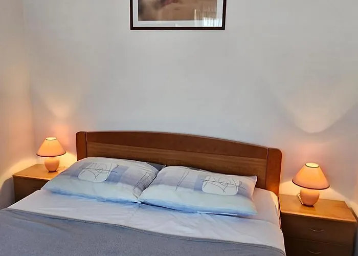 Lorena In Guest house