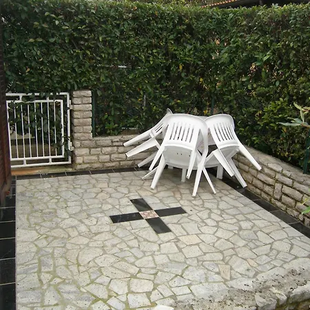 Pensionat Lorena In Pula